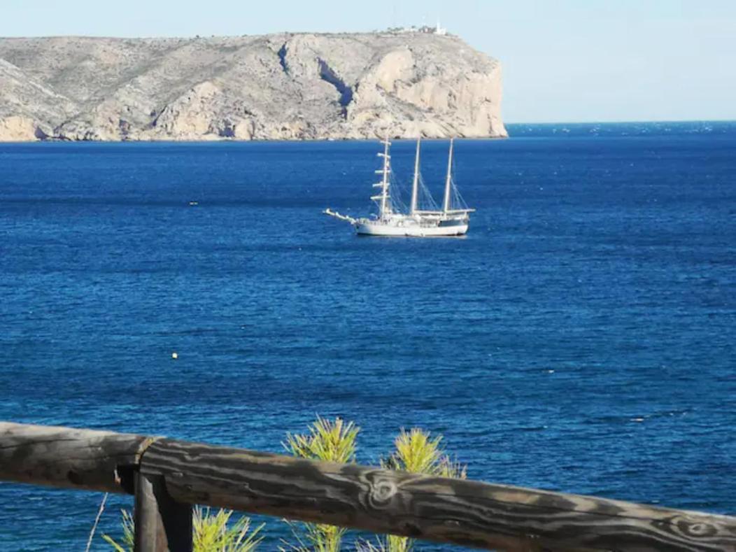 Casa En Urb. Con La Piscina Mas Grande De Javea. 외부 사진