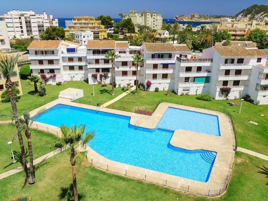 Casa En Urb. Con La Piscina Mas Grande De Javea. 외부 사진